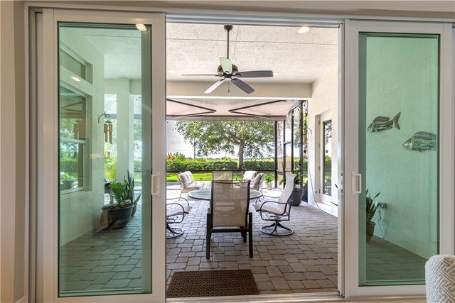 8245 Halbert Lane, Vero Beach, FL 32968