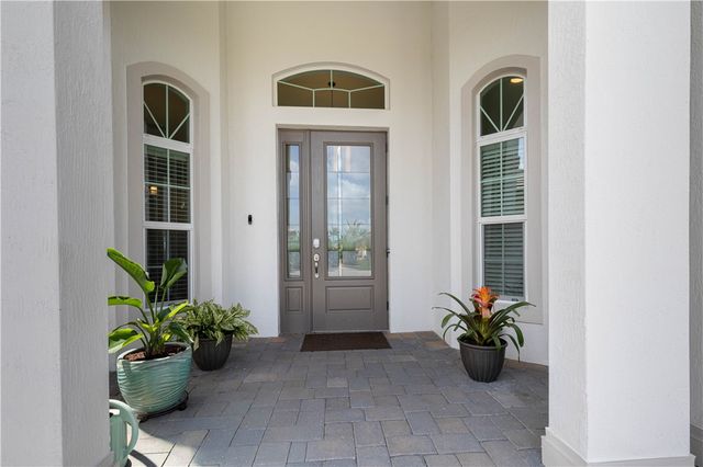 8245 Halbert Lane, Vero Beach, FL 32968