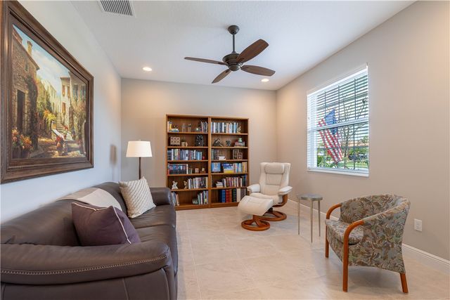 8245 Halbert Lane, Vero Beach, FL 32968