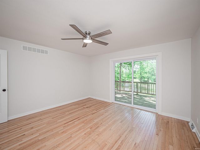 4921 Hoelscher Boulevard, Evansville, IN 47712