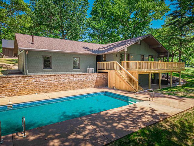 4921 Hoelscher Boulevard, Evansville, IN 47712