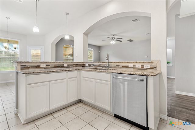 812 Valentino Drive, Harker Heights, TX 76548