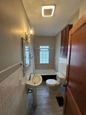 890 E Livingston Avenue, 892, Columbus, OH 43205