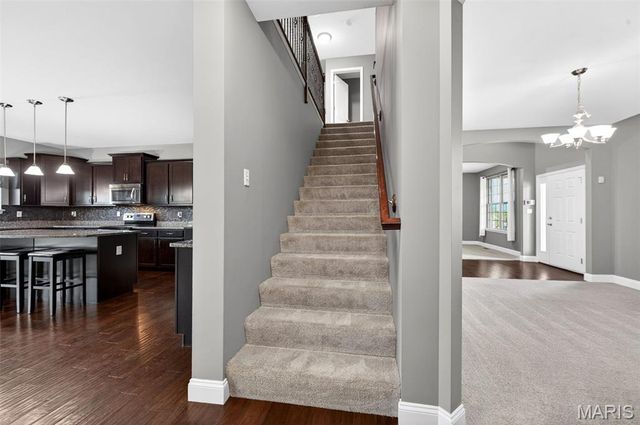 141 Central Park Avenue, Wentzville, MO 63385