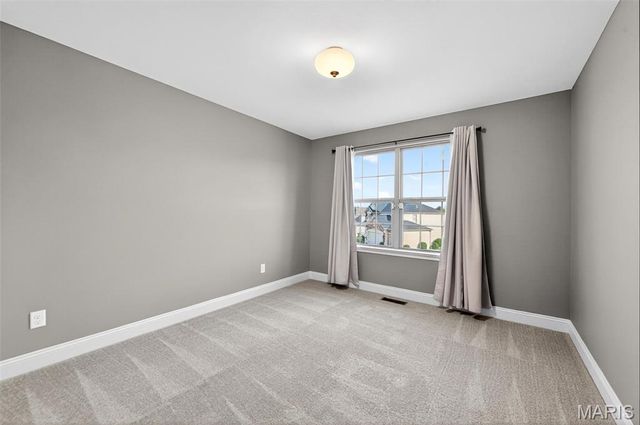 141 Central Park Avenue, Wentzville, MO 63385