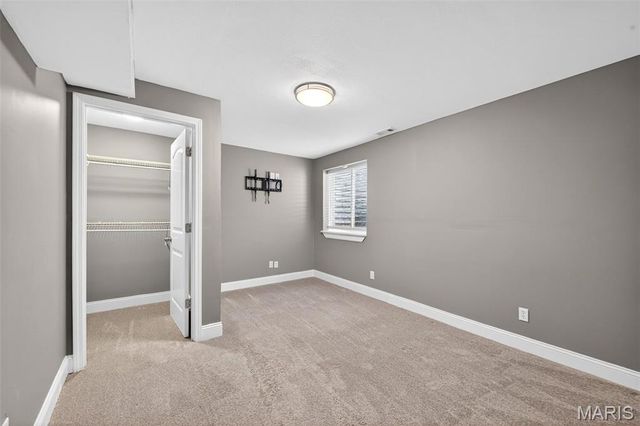 141 Central Park Avenue, Wentzville, MO 63385