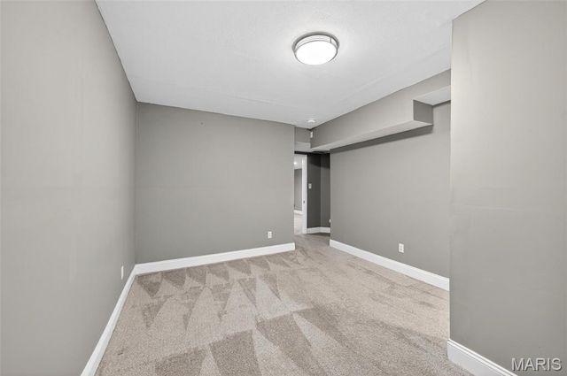 141 Central Park Avenue, Wentzville, MO 63385