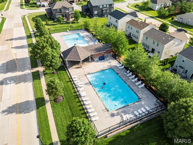 141 Central Park Avenue, Wentzville, MO 63385
