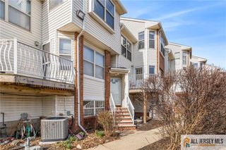 838 Harbortown Boulevard, Perth Amboy, NJ 08861