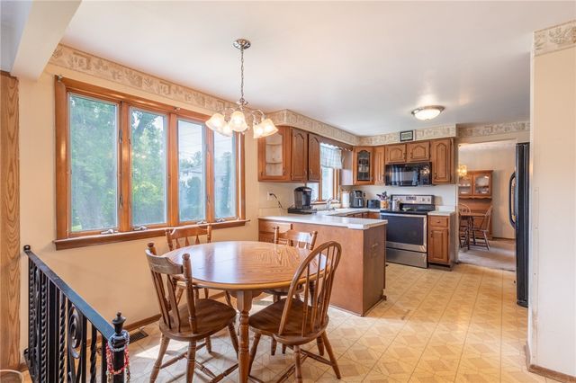 28 Fallingwood Terrace, Greece, NY 14612