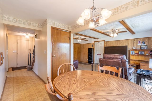 28 Fallingwood Terrace, Greece, NY 14612