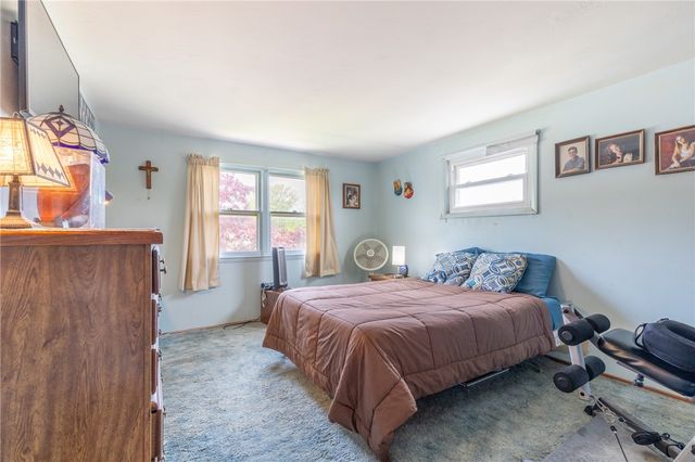 28 Fallingwood Terrace, Greece, NY 14612