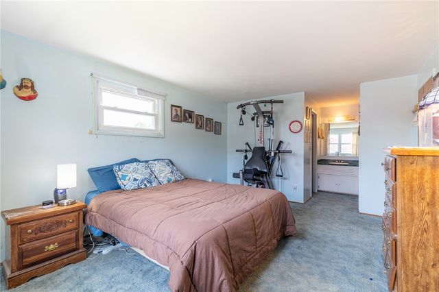 28 Fallingwood Terrace, Greece, NY 14612