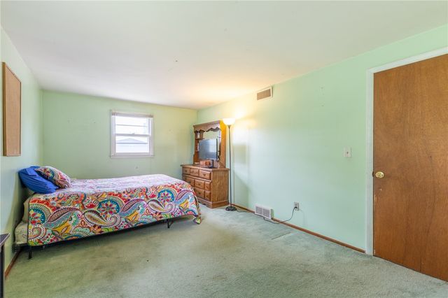 28 Fallingwood Terrace, Greece, NY 14612
