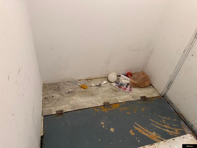 2504 Hartman Avenue, Omaha, NE 68111