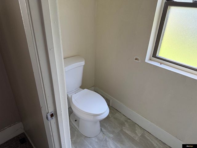 2504 Hartman Avenue, Omaha, NE 68111