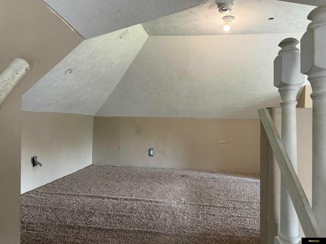 2504 Hartman Avenue, Omaha, NE 68111