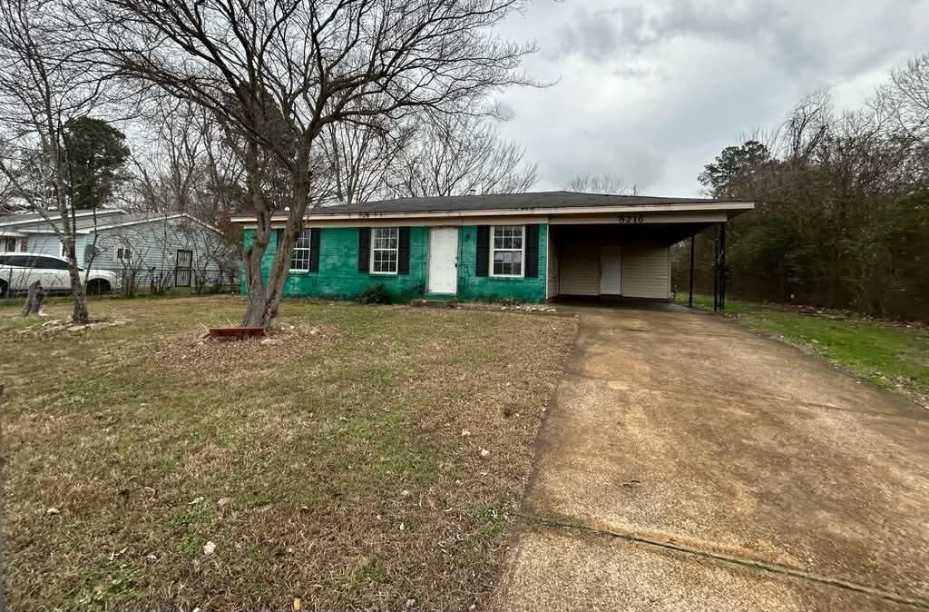 8216 LEIGHTON LN, Millington, TN 38053