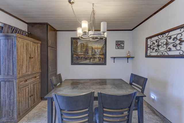 8950 Marquette Street, St. John, IN 46373