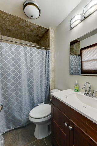 8950 Marquette Street, St. John, IN 46373