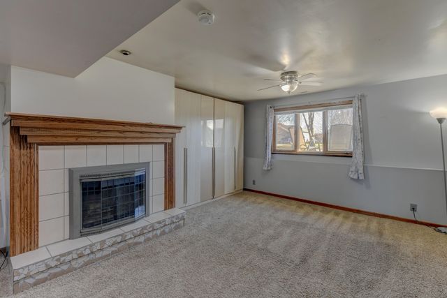 8950 Marquette Street, St. John, IN 46373