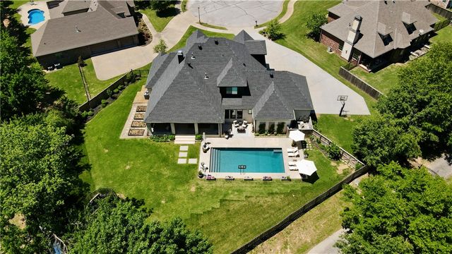4351 Saint Albans Street, Springdale, AR 72764