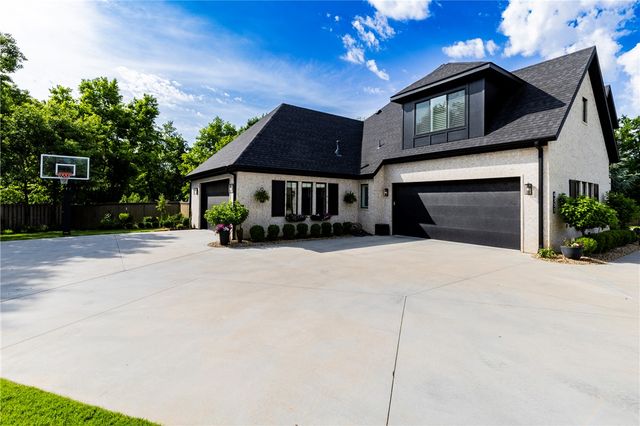 4351 Saint Albans Street, Springdale, AR 72764