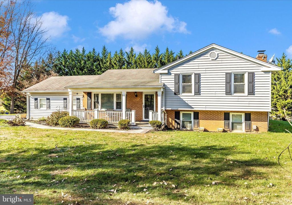 3479 PLEASANT GROVE DR, Ijamsville, MD 21754