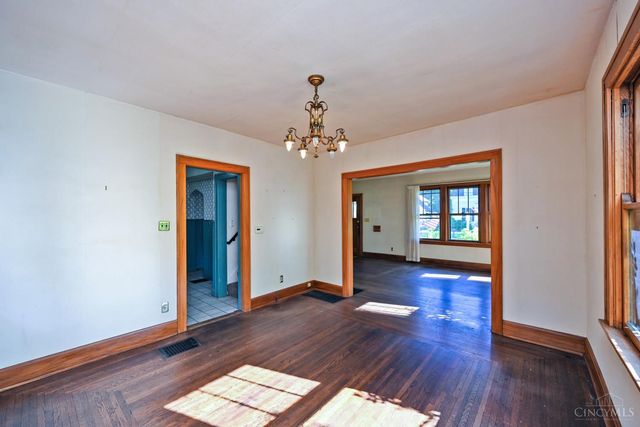 1039 Richwood Avenue, Cincinnati, OH 45208