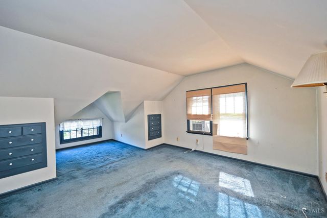 1039 Richwood Avenue, Cincinnati, OH 45208