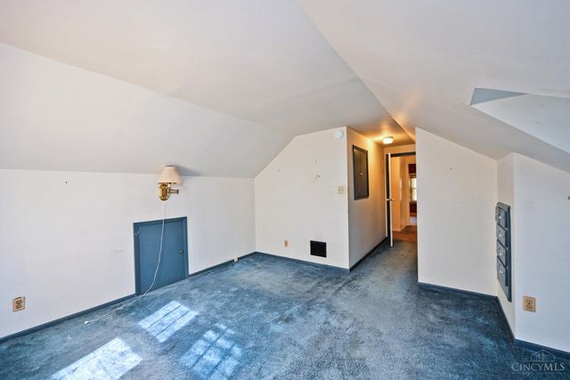 1039 Richwood Avenue, Cincinnati, OH 45208