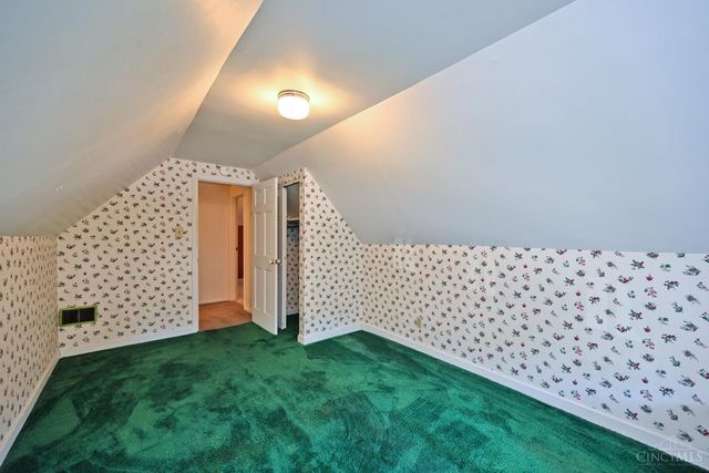 1039 Richwood Avenue, Cincinnati, OH 45208