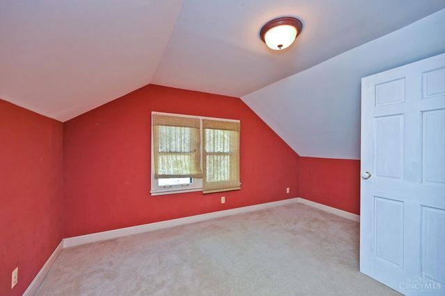 1039 Richwood Avenue, Cincinnati, OH 45208