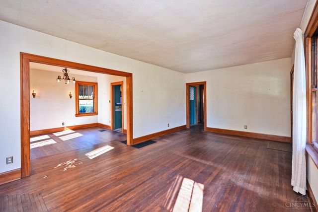 1039 Richwood Avenue, Cincinnati, OH 45208