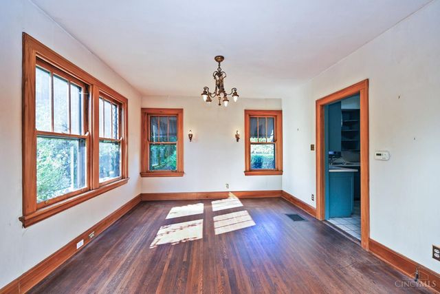 1039 Richwood Avenue, Cincinnati, OH 45208