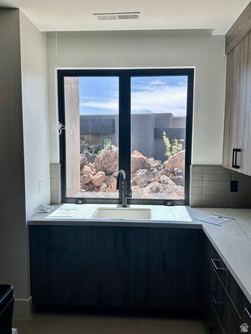 2629 W SHOSHONI TRL, St. George, UT 84770