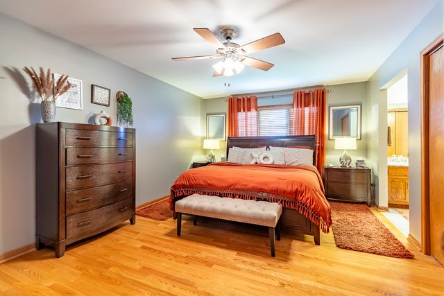 18319 Holland Road, Lansing, IL 60438