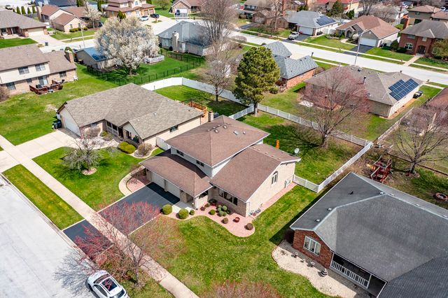 18319 Holland Road, Lansing, IL 60438