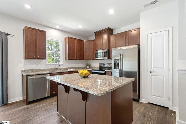565 Preakness Run, Spartanburg, SC 29301
