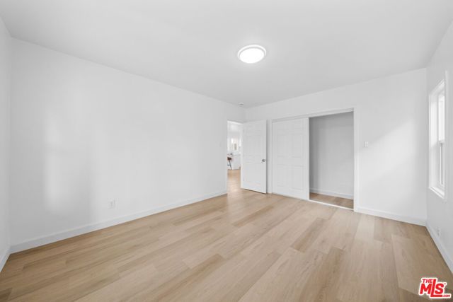 1558 Hauser Boulevard, Los Angeles, CA 90019