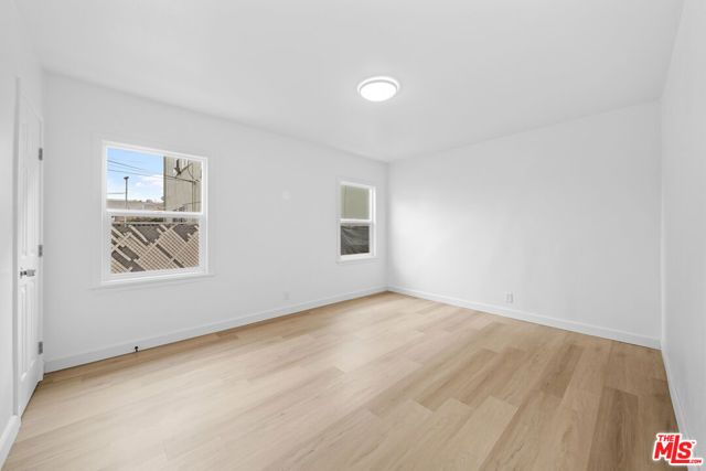 1558 Hauser Boulevard, Los Angeles, CA 90019