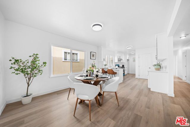 1558 Hauser Boulevard, Los Angeles, CA 90019