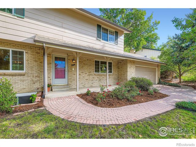 7711 Devonshire Court, Boulder, CO 80301