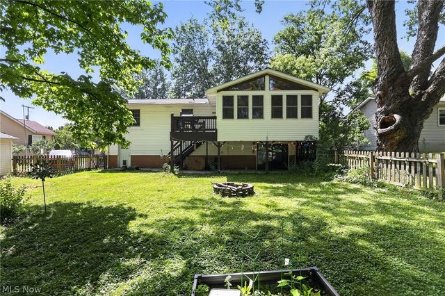 825 Damon Drive, Medina, OH 44256