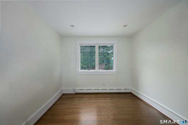 1374 Huntington Turnpike, Trumbull, CT 06611
