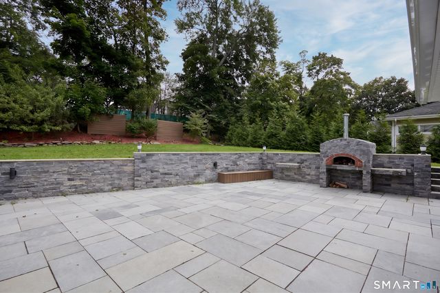1374 Huntington Turnpike, Trumbull, CT 06611