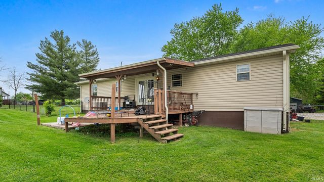 2713 U ST, Bedford, IN 47421