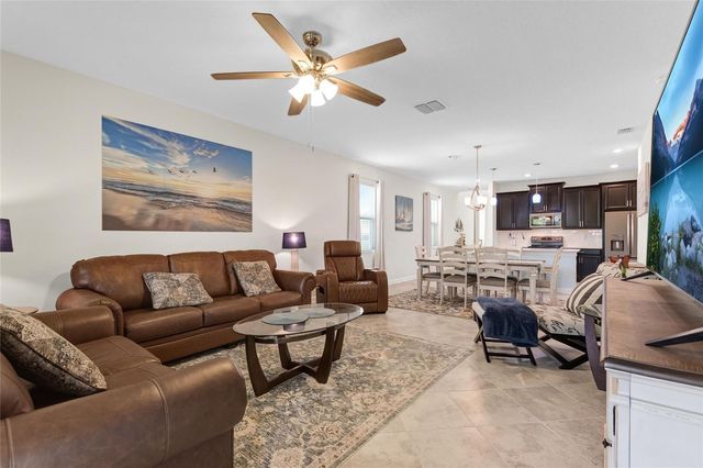1045 BLACKWOLF RUN RD, Davenport, FL 33896