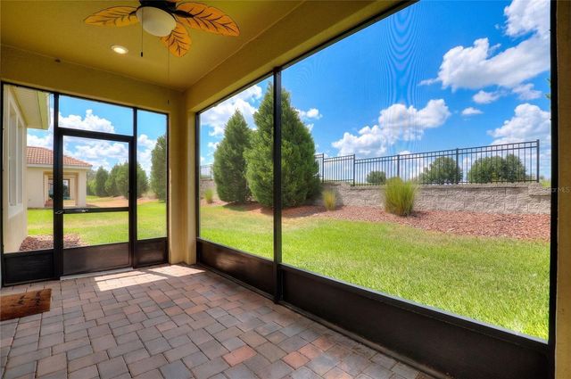 1045 BLACKWOLF RUN RD, Davenport, FL 33896
