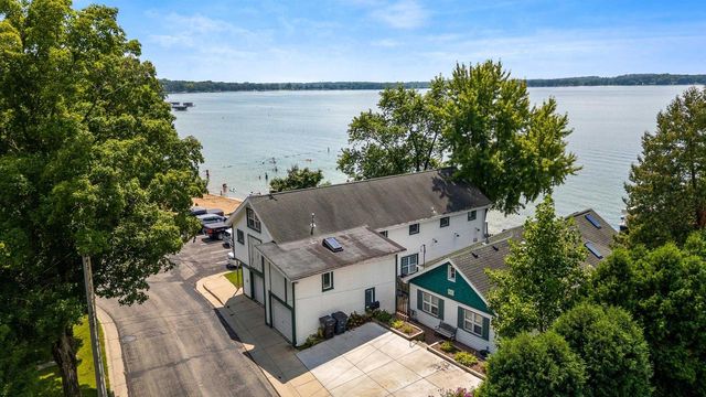 123 S Ferry Drive, Lake Mills, WI 53551